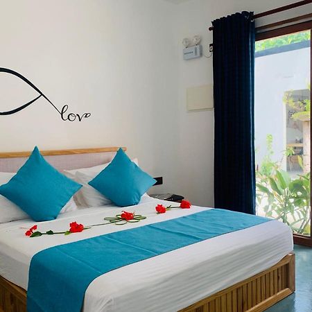 Ithaa Thoddoo Inn Екстер'єр фото